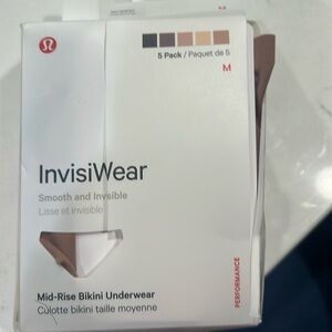 Lululemon invisiWear